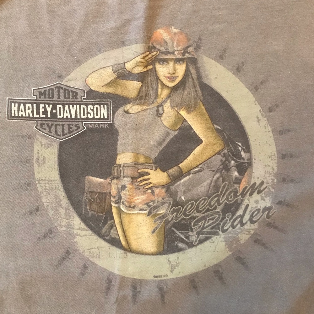Harley Davidson Motorcycle Chickzzz